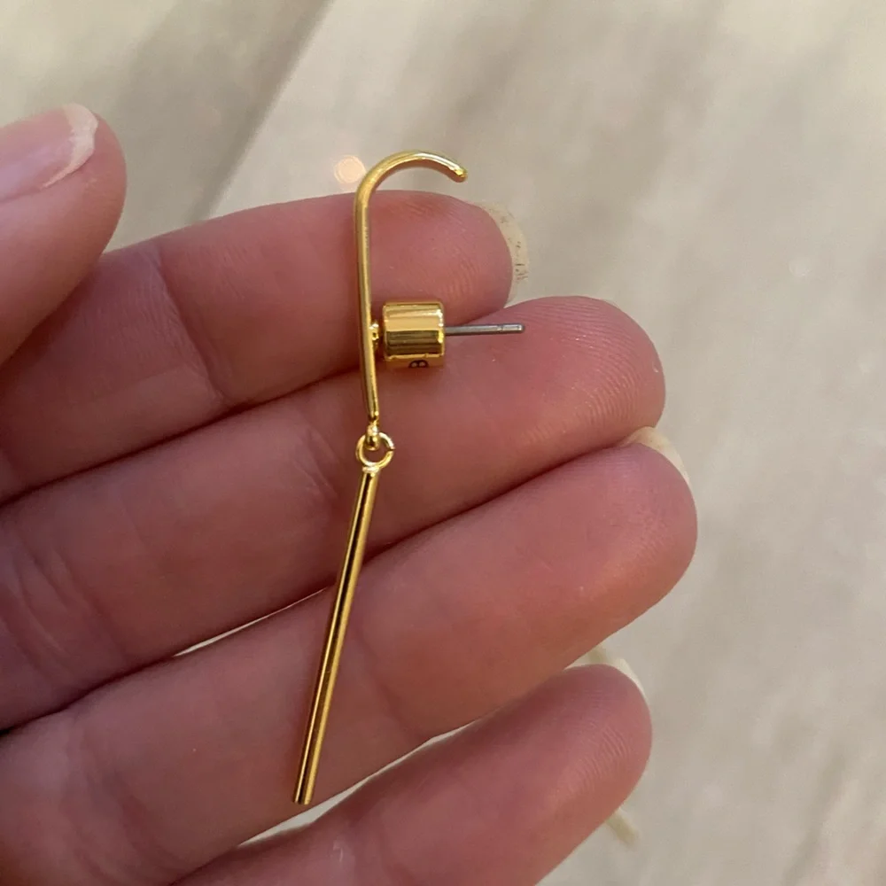 Gold Tone Cuffed Straight Dangling Bar Earrings for Pierced Ears
